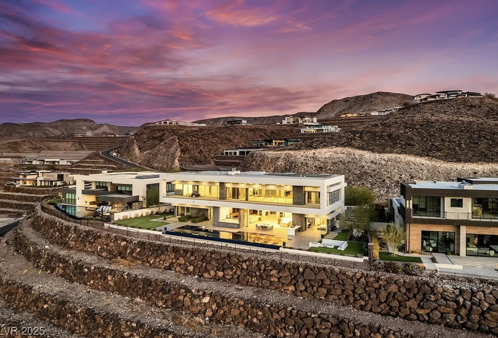 5 Rockstream Drive