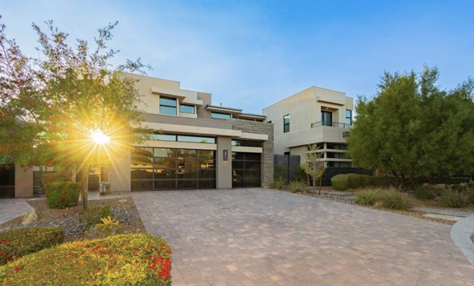 94 Glade Hollow Drive